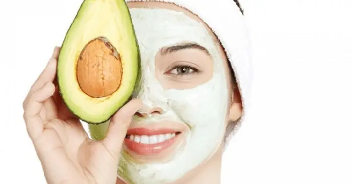 Cách Làm Mặt Nạ Bơ Sữa Chua