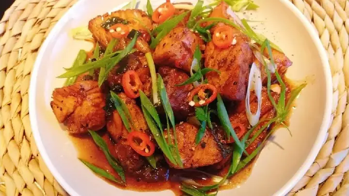 Cách Làm Món Cá Hồi Kho