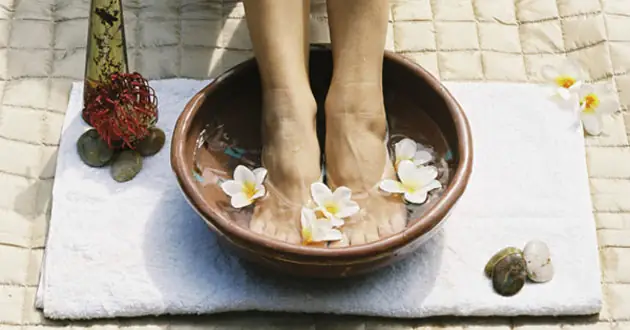 Cách Làm Muối Thảo Dược Ngâm Chân
