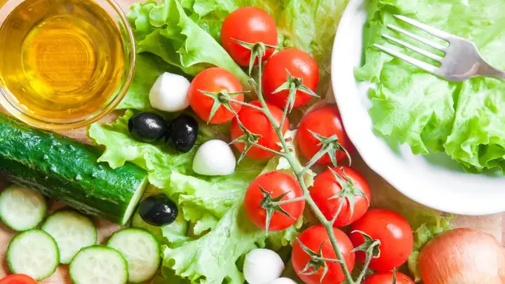 Cách Làm Salad Rau Tươi Trộn Giảm Cân