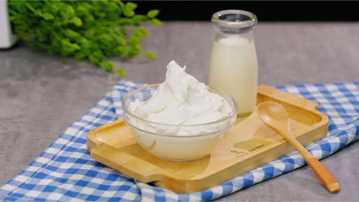 Cách Làm Sữa Chua Hy Lạp Bằng Máy