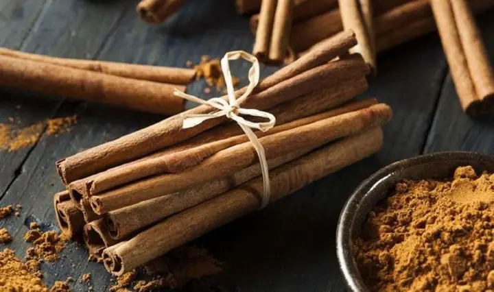 Cách Làm Thơm Phòng Bằng Quế