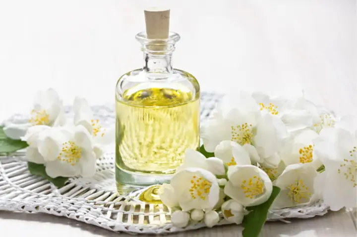 Cách Làm Tinh Dầu Hoa Nhài Tại Nhà