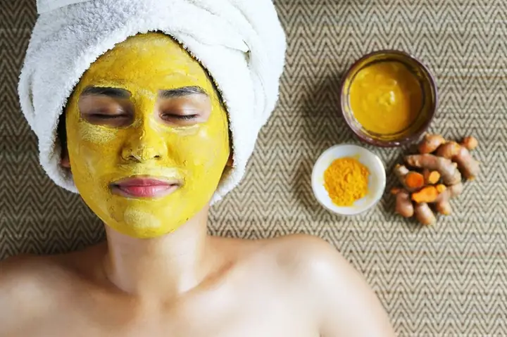 Cách Làm Trắng Da Bằng Bột Nghệ Và Trứng Gà