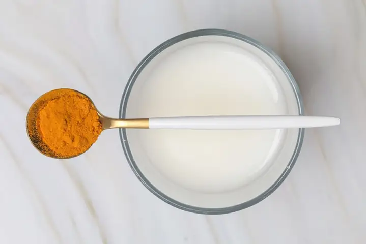 Cách Làm Trắng Da Bằng Sữa Tươi Và Bột Nghệ