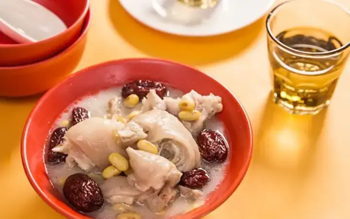 Cách Nấu Cháo Táo Đỏ Khô Cho Bé