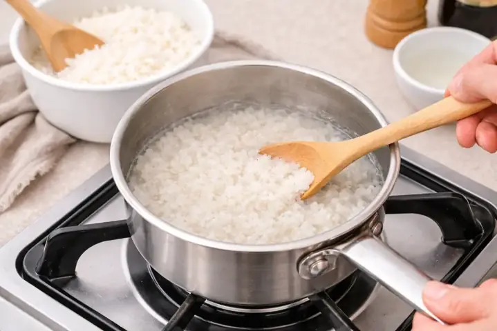 Cách Nấu Cơm Nát Cho Bé 9 Tháng Cách Nấu Cơm Nát Cho Bé 9 Tháng