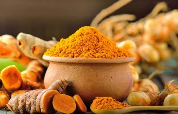 Cách Ngâm Rượu Hạt Gấc Gừng Nghệ