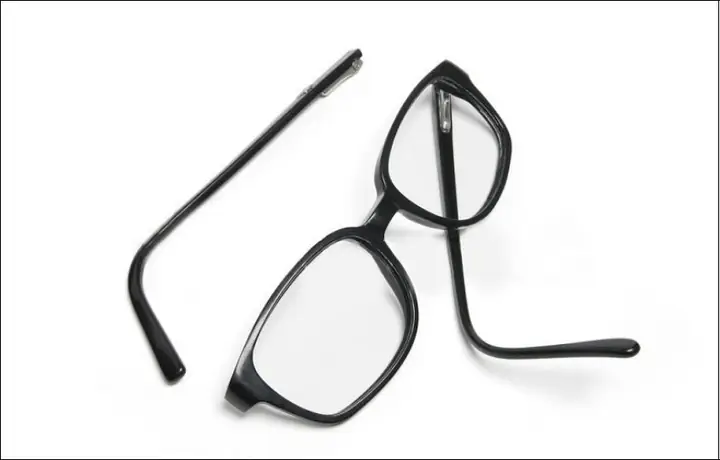 Cách Sửa Kính Mắt Bị Gãy Gọng