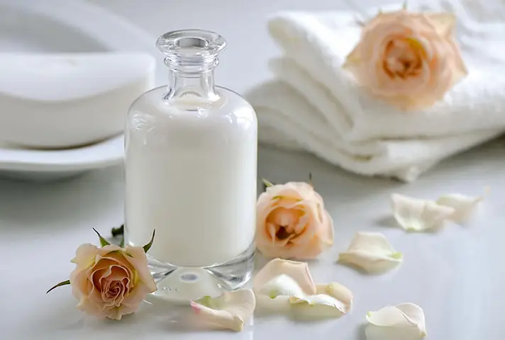 Cách Tắm Trắng Tại Nhà Bằng Sữa Tươi Không Đường