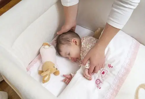 Cách Tập Cho Bé Ngủ Riêng