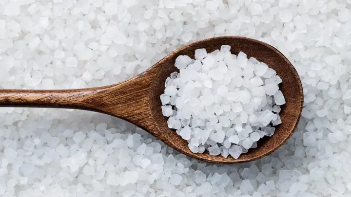 Cách Trị Hôi Nách Bằng Phèn Chua Và Phấn Rôm