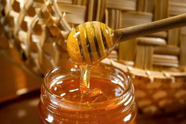 Cách Trị Mụn Bằng Mật Ong Cho Da Dầu