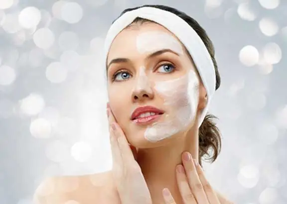 Cách Trị Mụn Bằng Sữa Chua