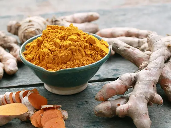 Cách Trị Thâm Bằng Bột Nghệ