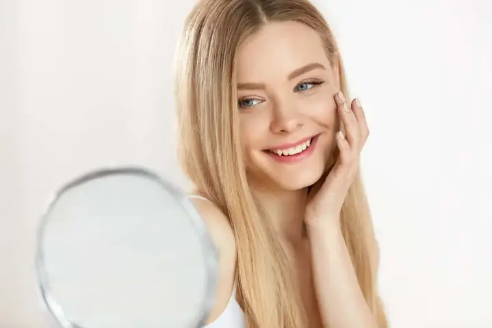 Cách Trị Thâm Mụn Bằng Tinh Bột Nghệ