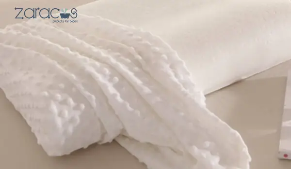 Cách Vệ Sinh Gối Cao Su Non Cho Bé