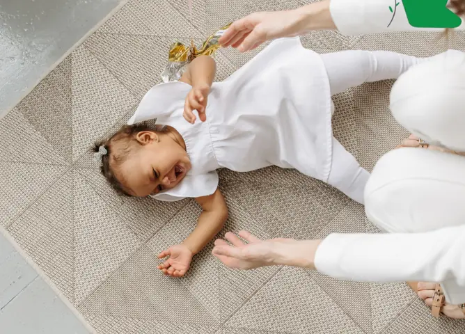 Cách Xử Lý Khi Con Ăn Vạ