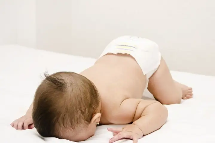Cách Xử Lý Khi Trẻ Ngã Đập Đầu