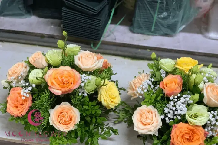 Cắm Bát Hoa Hồng Để Bàn