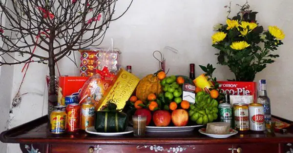 Cắm Hoa Cúc Trên Bàn Thờ Cắm Hoa Cúc Trên Bàn Thờ