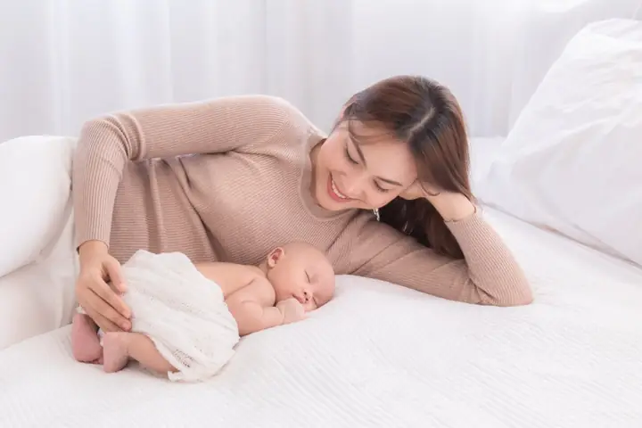Chăm Sóc Bé 6 Tháng Tuổi
