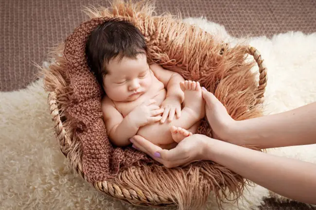 Chăm Sóc Bé Sơ Sinh 2 Tháng Tuổi Chăm Sóc Bé Sơ Sinh 2 Tháng Tuổi