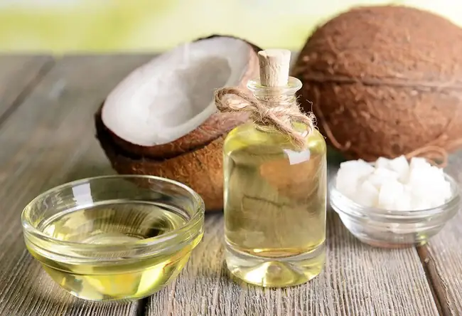 Chăm Sóc Da Mặt Sau Sinh Bằng Dầu Dừa