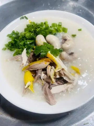 Cháo Hạt Kê Gà Cho Bé