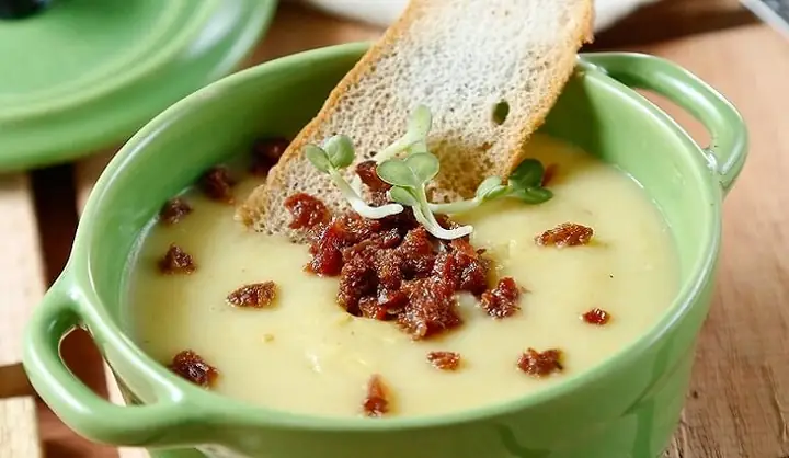 Cháo Thịt Bò Khoai Lang Cho Bé Ăn Dặm