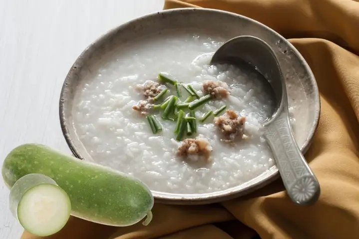 Cháo Thịt Heo Bí Xanh Cho Bé