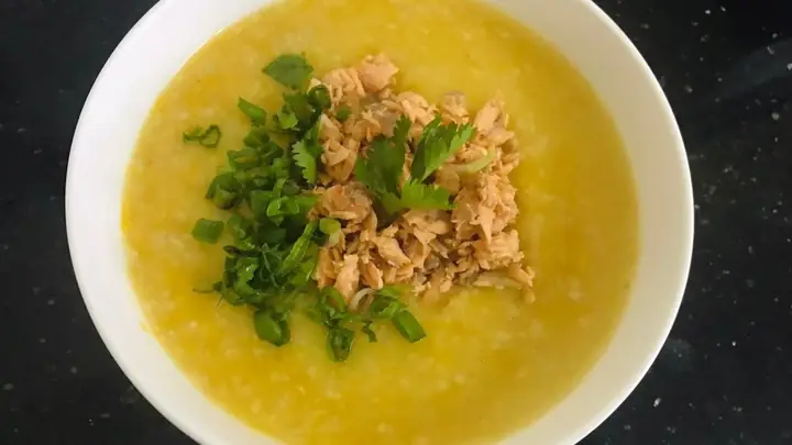 Cháo Yến Mạch Thịt Gà Bí Đỏ