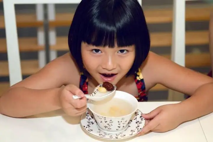 Cho Bé Ăn Yến Sào Khi Nào