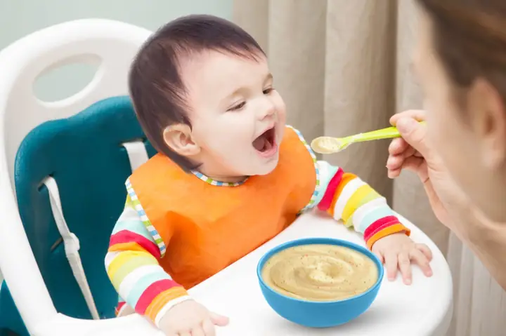 Cho Trẻ Ăn Dặm Khi Nào