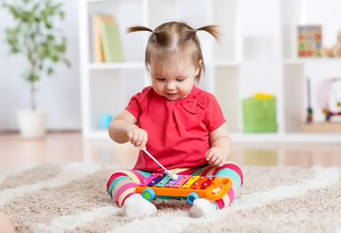 Chọn Đồ Chơi Cho Trẻ 9 Tháng Tuổi