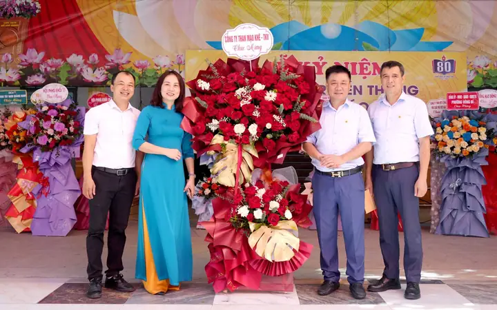 Chúc Các Em Một Năm Học Mới