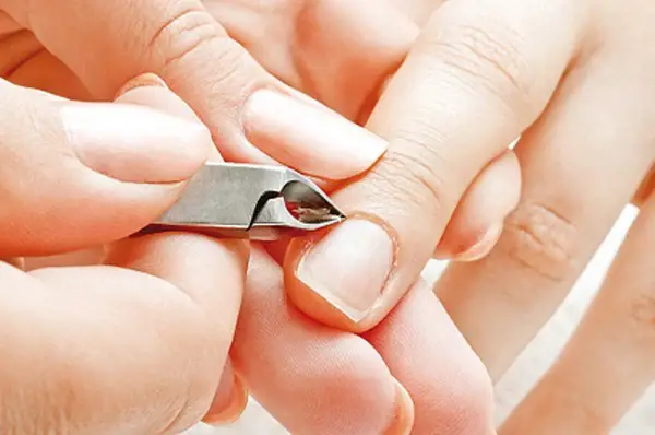 Có Được Cắt Móng Tay Cho Trẻ Sơ Sinh Không Có Được Cắt Móng Tay Cho Trẻ Sơ Sinh Không