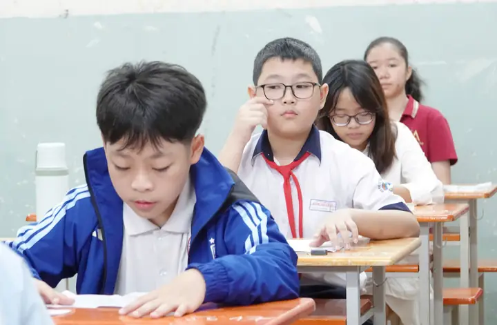 Có Nên Cho Con Học Trường Tư