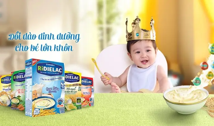 Có Nên Cho Trẻ Ăn Dặm Vào Buổi Tối