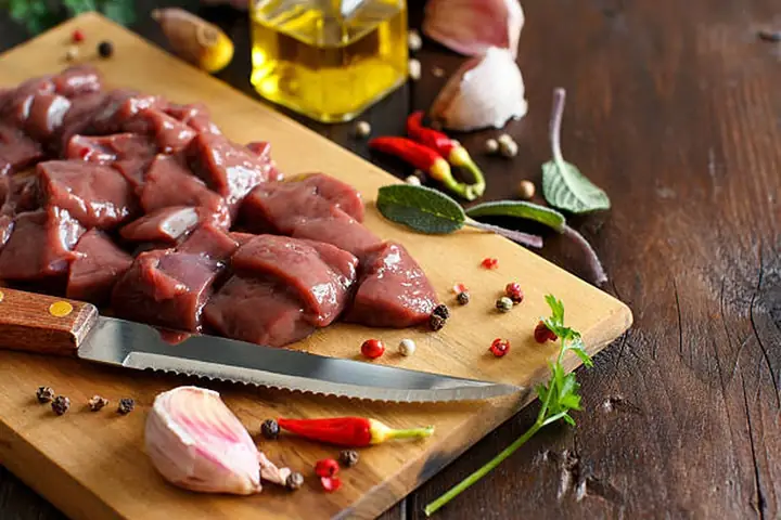 Có Nên Cho Trẻ An Tim Gà
