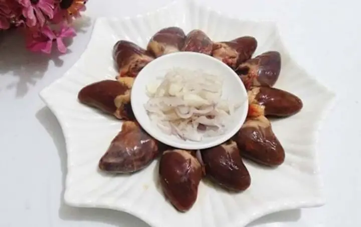 Có Nên Cho Trẻ An Tim Gà