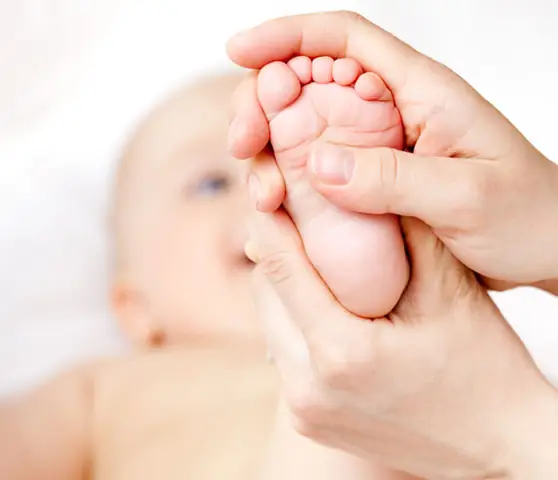 Có Nên Dùng Dầu Phật Linh Cho Trẻ Sơ Sinh