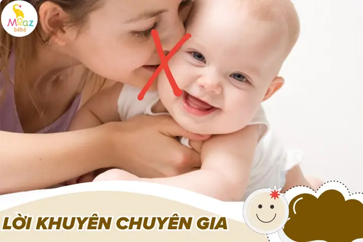 Có Nên Hôn Trẻ Sơ Sinh Không