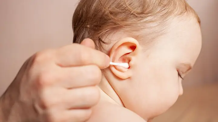 Có Nên Lấy Ráy Tai Cho Trẻ Không Có Nên Lấy Ráy Tai Cho Trẻ Không