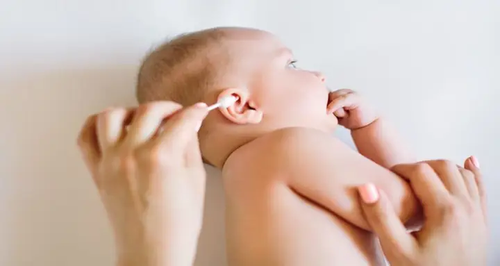 Có Nên Lấy Ráy Tai Cho Trẻ Không Có Nên Lấy Ráy Tai Cho Trẻ Không