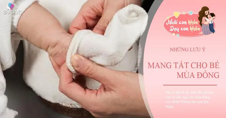Có Nên Mang Vớ Cho Bé Khi Ngủ