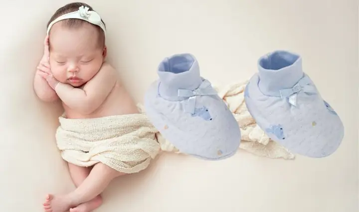 Có Nên Mang Vớ Cho Bé Khi Ngủ