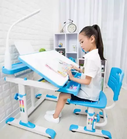 Có Nên Mua Bàn Học Thông Minh Cho Bé