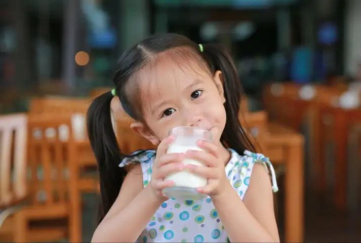 Co Nen Pha Sua Me Chung Voi Sua Cong Thuc
