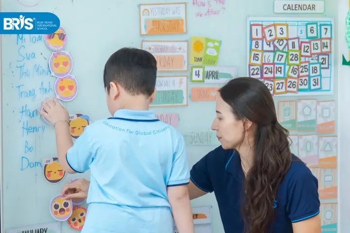 Con Học Mãi Không Thuộc Bảng Chữ Cái